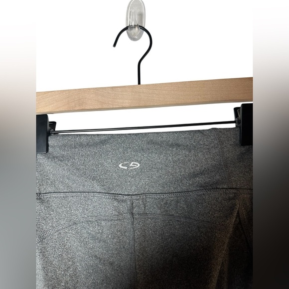 Champion Duo Dry+ Capri Leggings Gray Strappy Hem Women’s Size Small - Picture 5 of 6